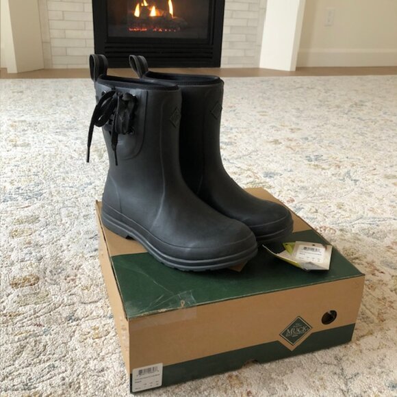Muck Boots Women's Muck Originals Black Pull-On Rain Boots with Bows OMW000, US7 - Picture 7 of 15